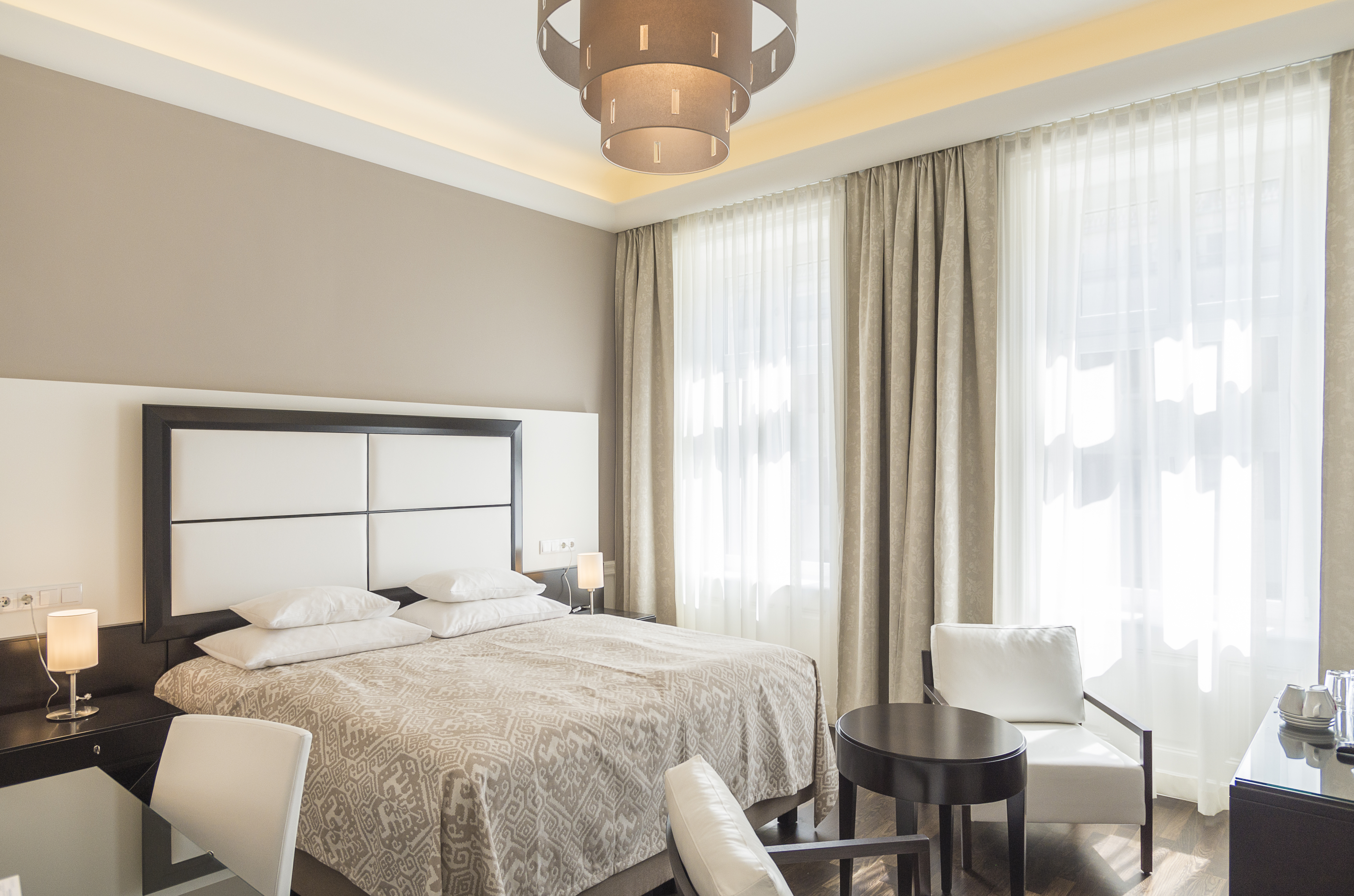 Junior Suite, Deluxe