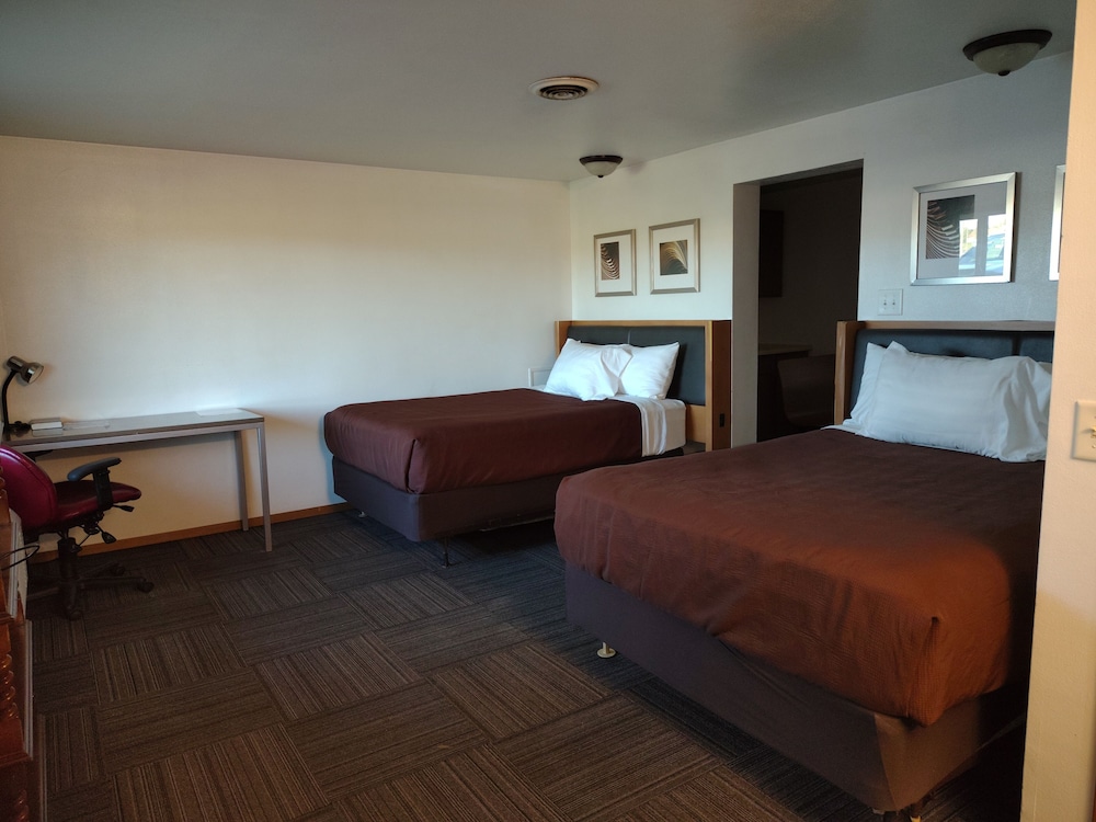 Neva Jean Motel 33/65