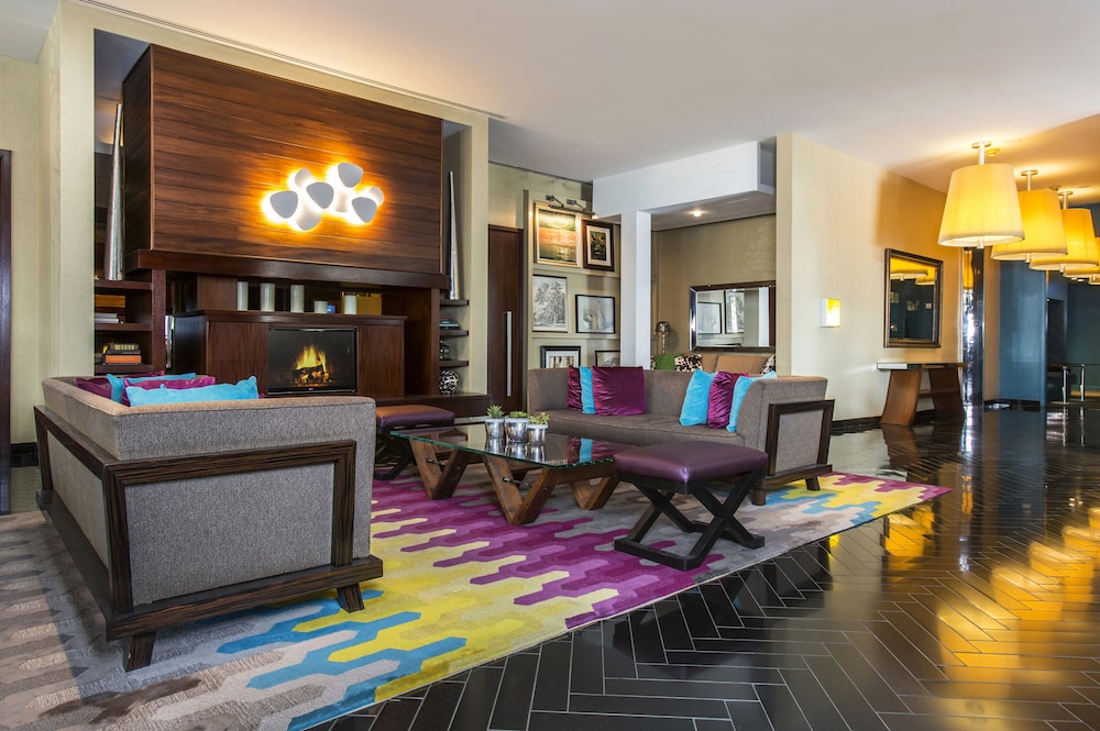 Hotel Derek Houston Galleria 54/83