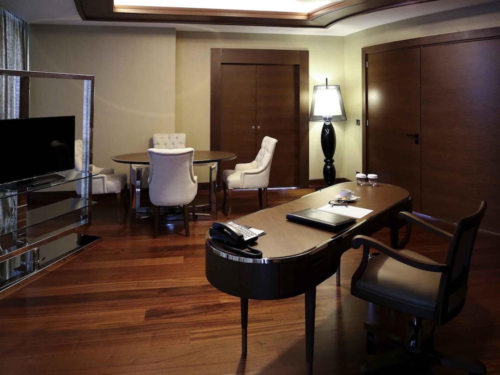 Pullman Istanbul Hotel And Convention Center 41/50
