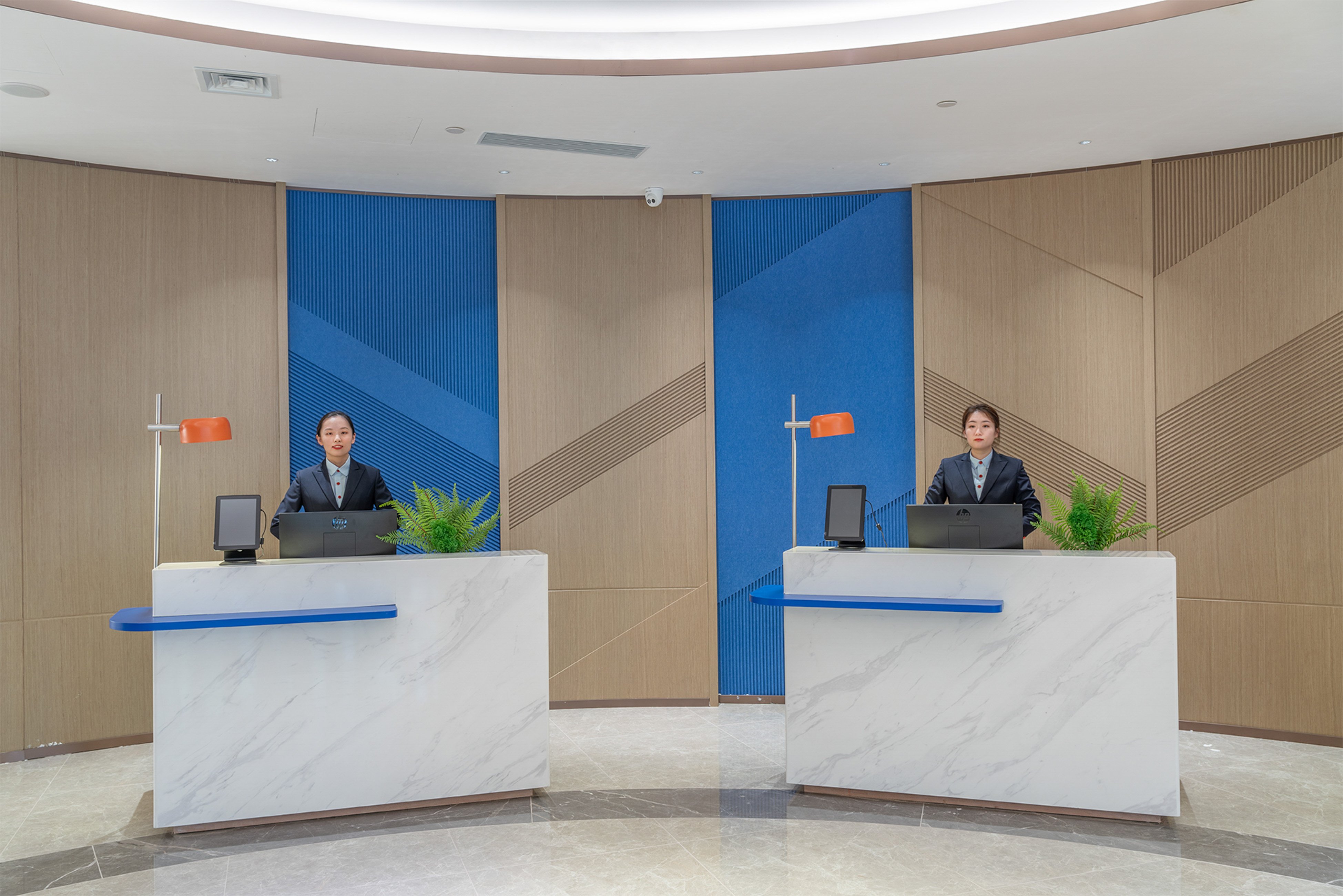 Holiday Inn Express Dandong City Center 8/47