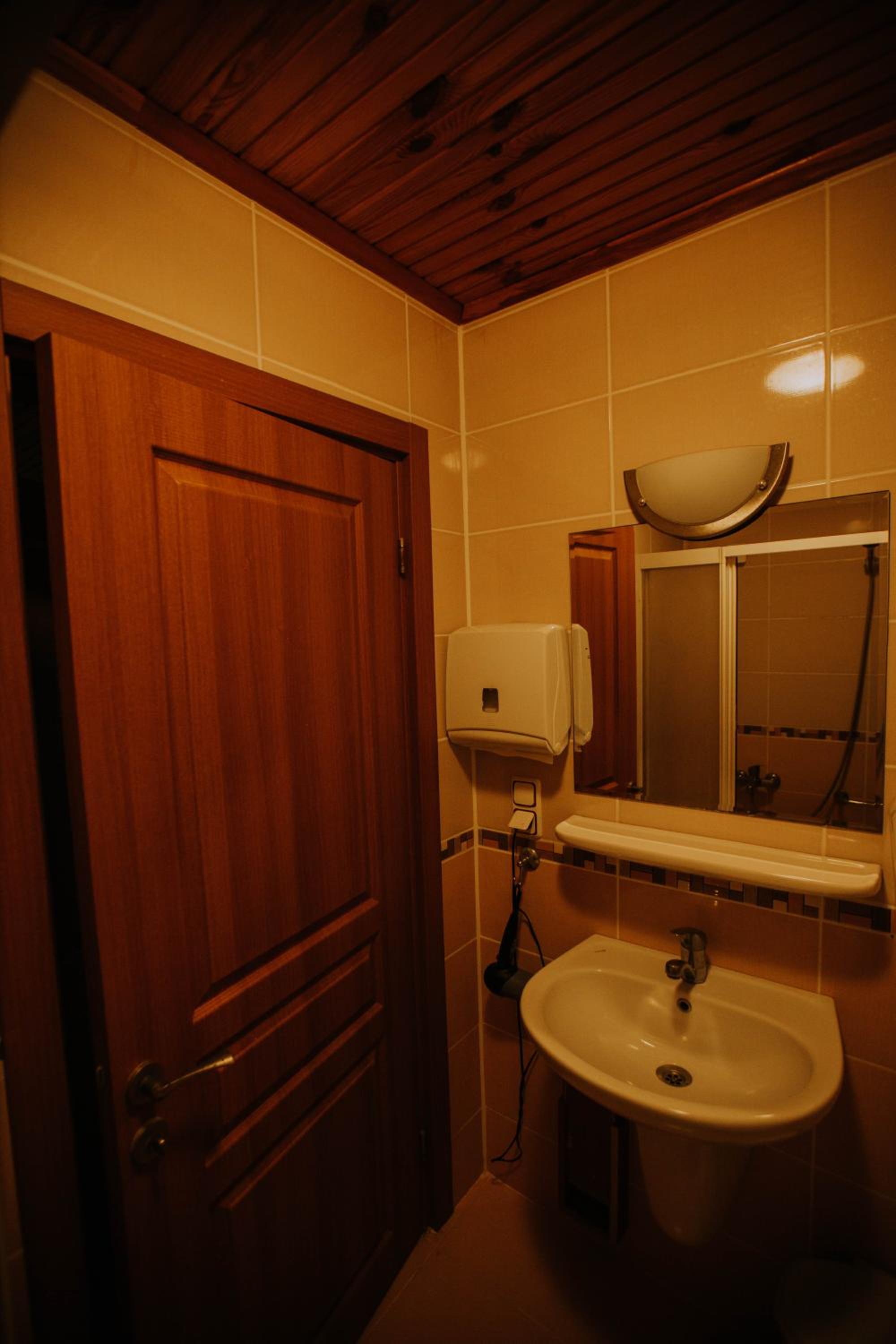 Erish Apart Hotel 22/35