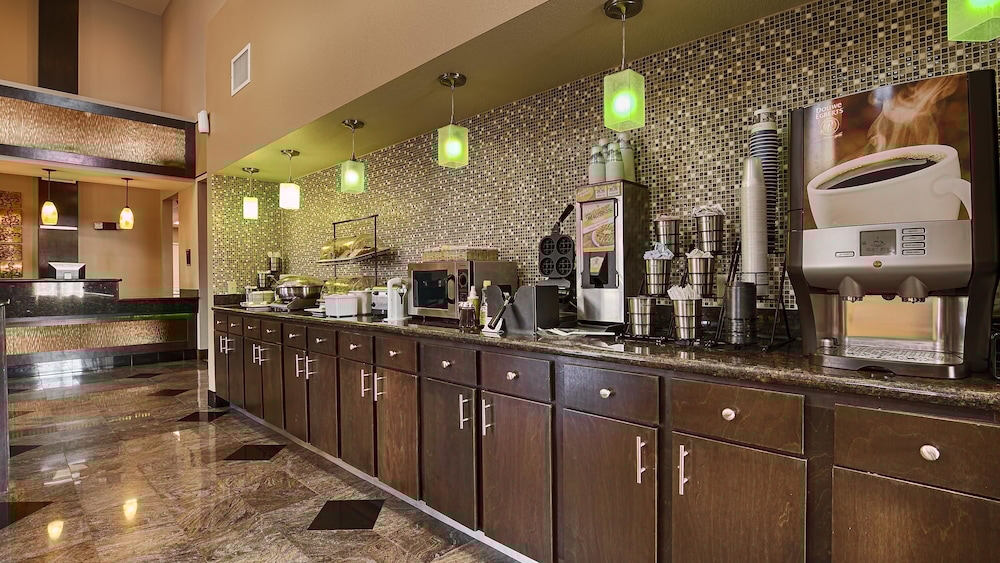 Best Western Inn & Suites - Lake Charles 33/40