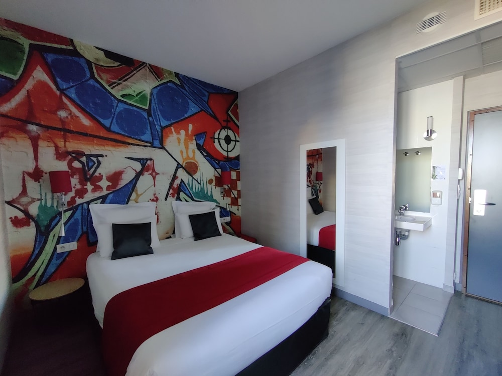 Hotel the Originals de L Univers Montlucon 32/58