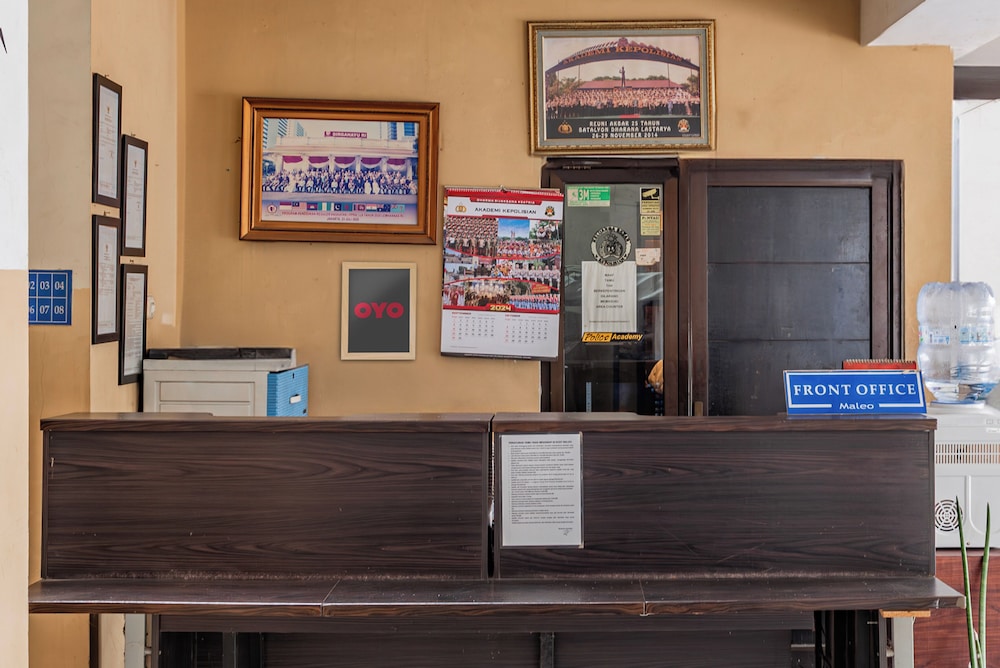 Lobby at Hotel O Ilir Barar I Near Rumah Sakit Islam Siti Khadijah Formerly Maleo Hotel, PALEMBANG