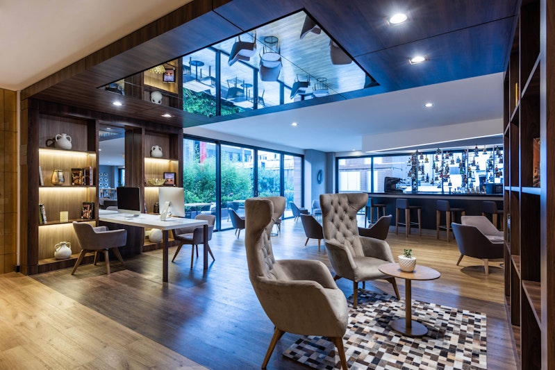 AC Hotel by Marriott Bogota Zona T 50/59