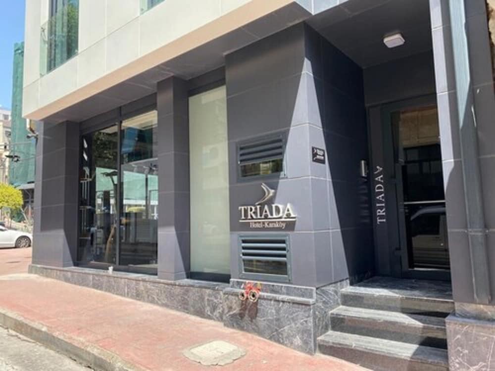 Triada Hotel Karakoy 3/65