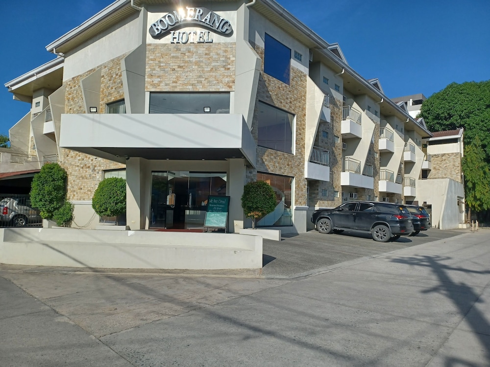 Boomerang Hotel 52/63