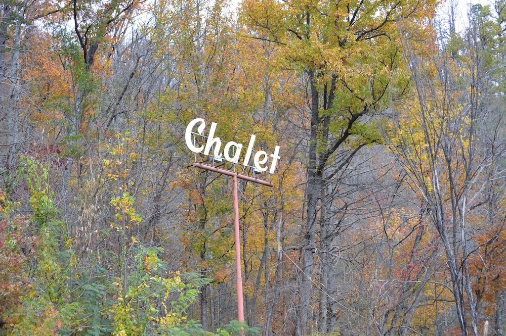 Chalet Inn 59/62