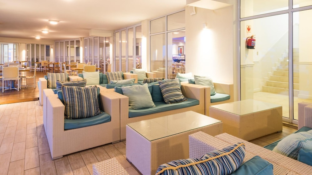 BLUE MARLIN HOTEL 59/84