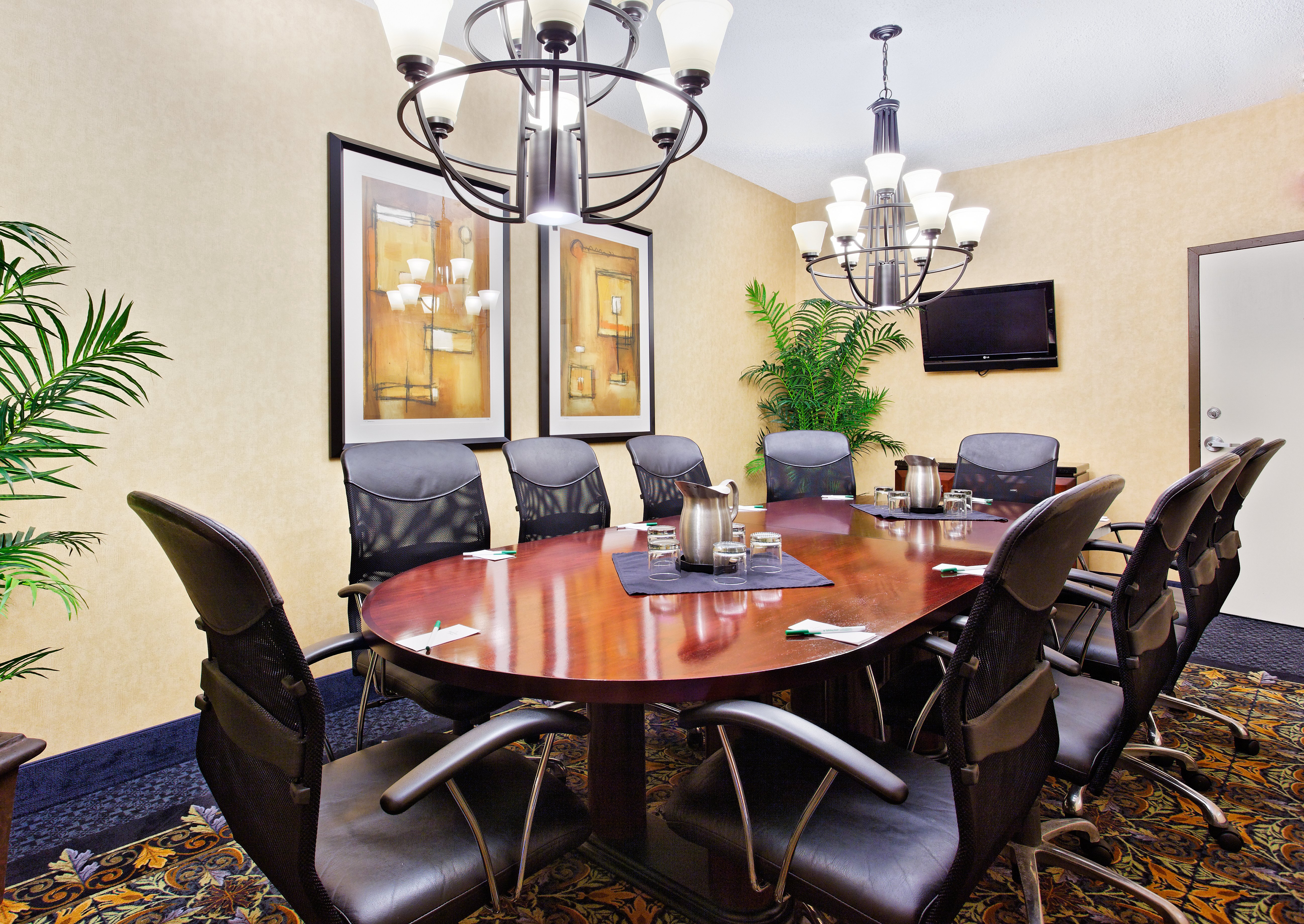 Holiday Inn Market Center Dallas 49/50