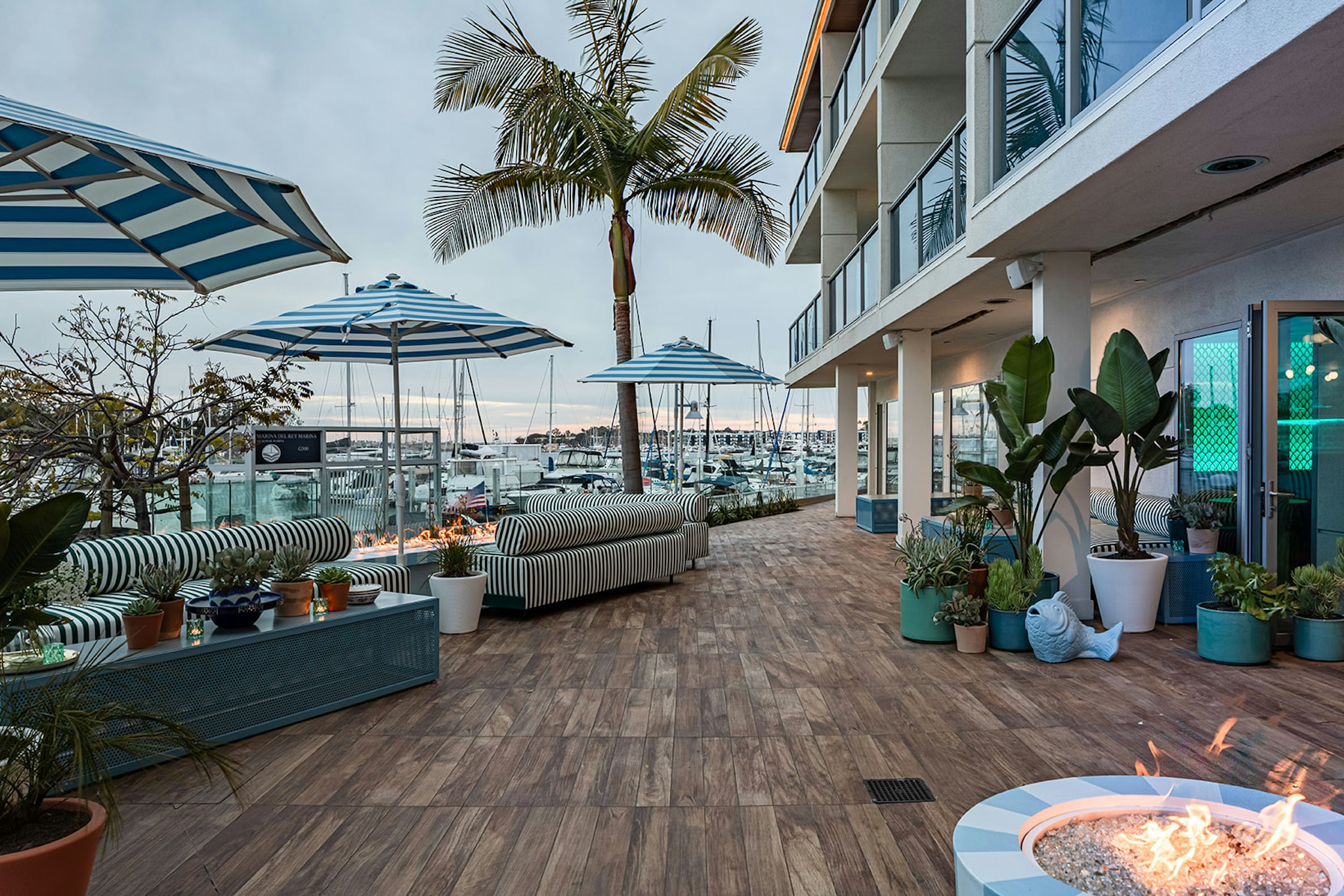 Marina Del Rey Hotel 30/36