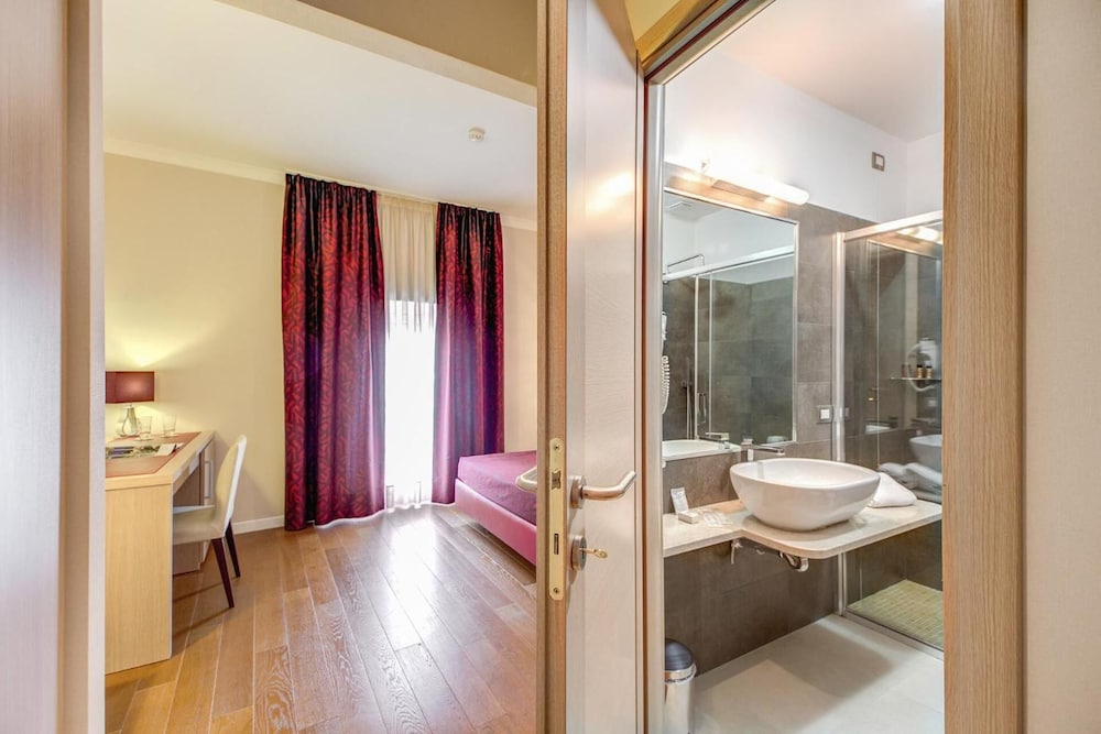 Boutique Rome Inn 21/22