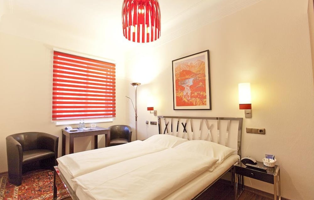 HOTEL MULLER 16/34