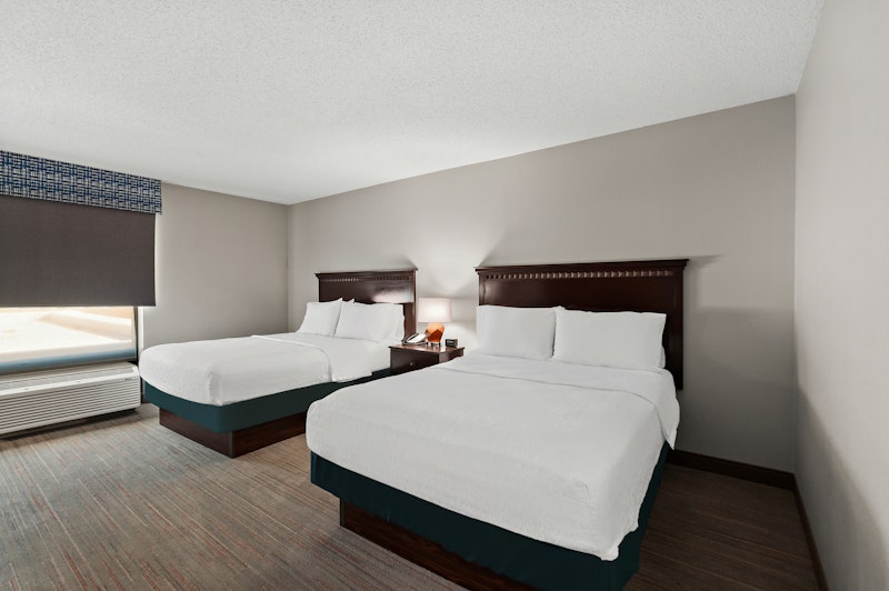 Hampton Inn & Suites Fort Belvoir Alexandria South 2/4