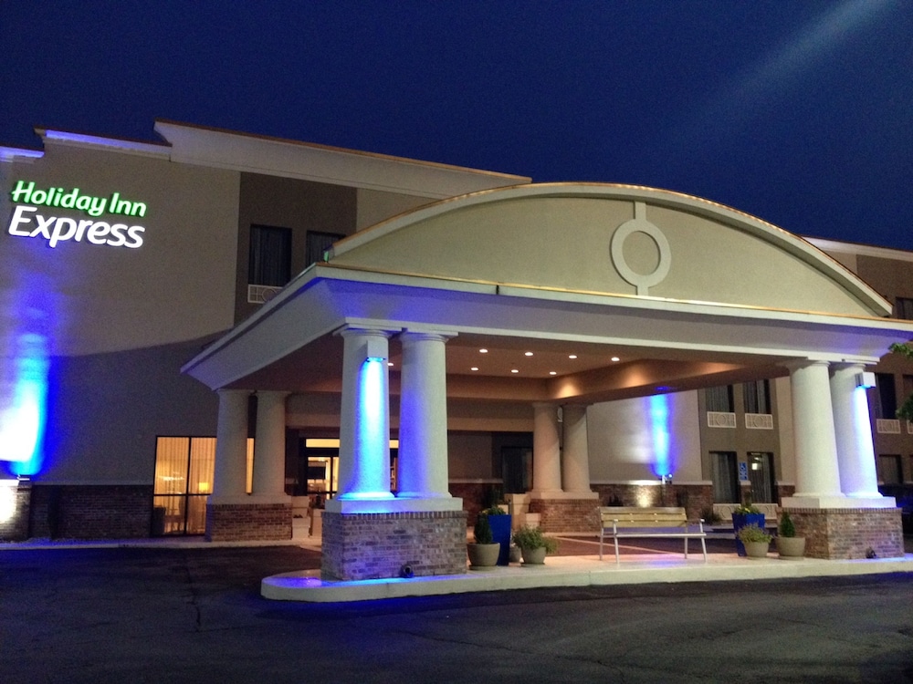 Holiday Inn Express New Albany 4/59