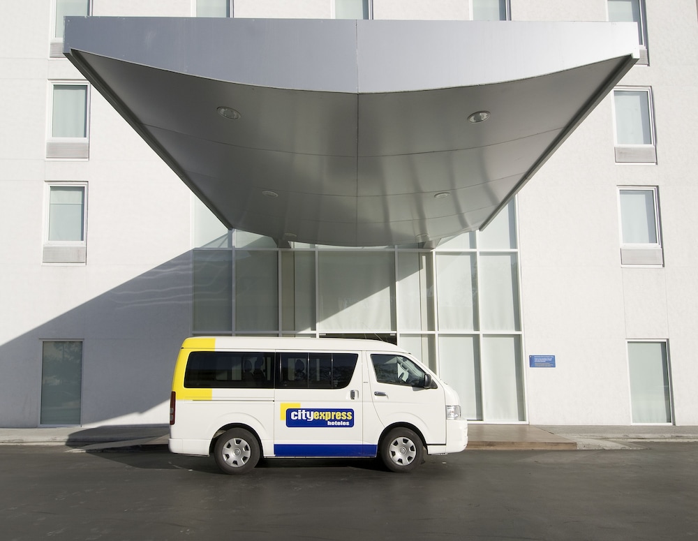 City Express by Marriott Tijuana Rio 37/40