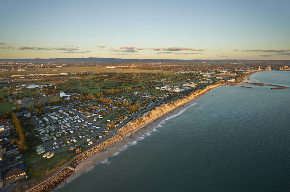 Big4 West Beach Parks 68/74