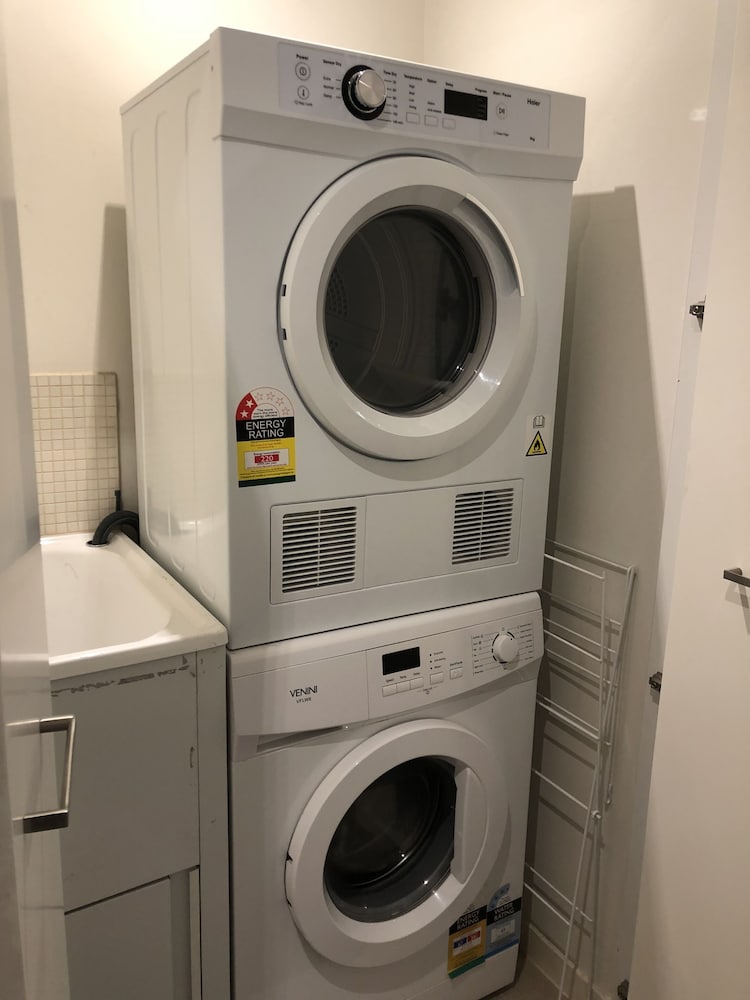 Accent Accommodation at Docklands Melbourne 22/50