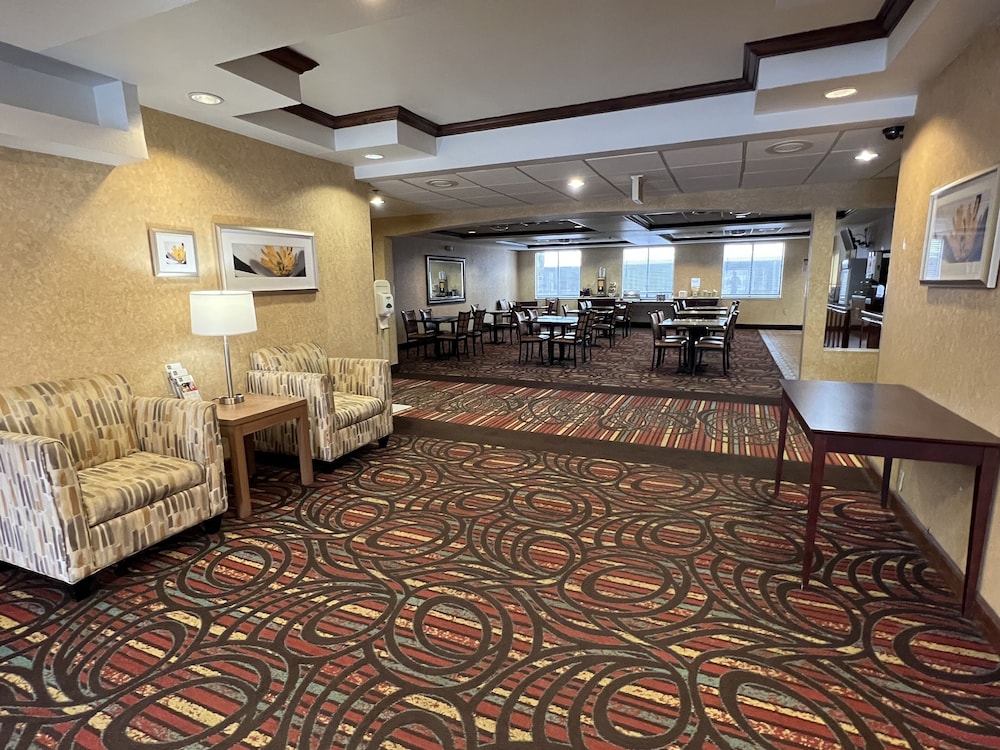 Quality Suites Midland North Loop 250 9/63