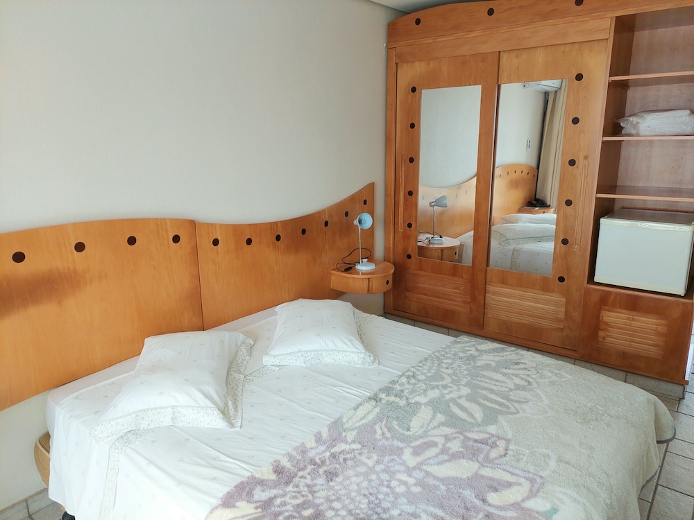 Semi Room, Luxury, Family, 2 Trundle Beds, Queen Bed