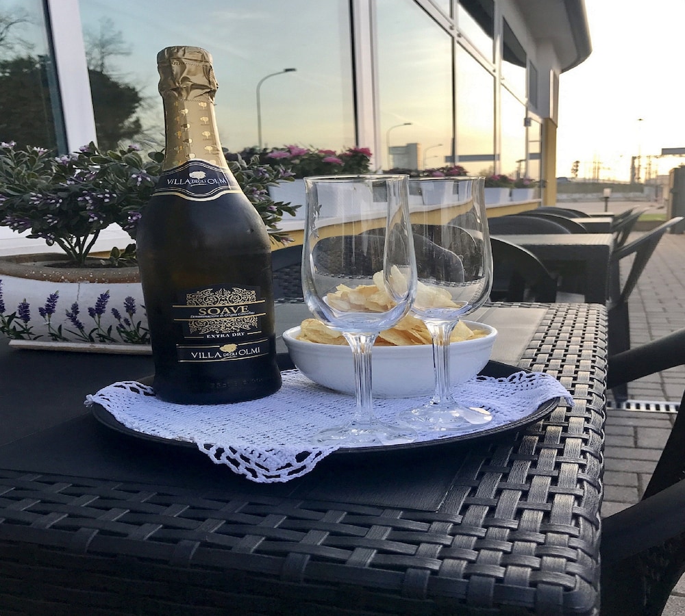 Hotel Alveri 25/34