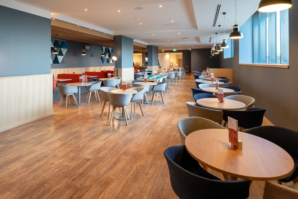 restaurant-cafeteria