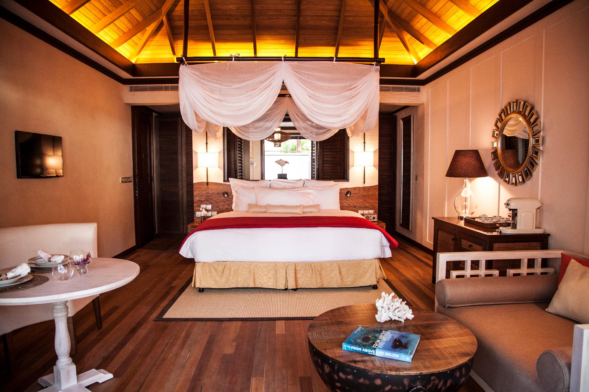 GRAND, BEACH POOL, VILLA