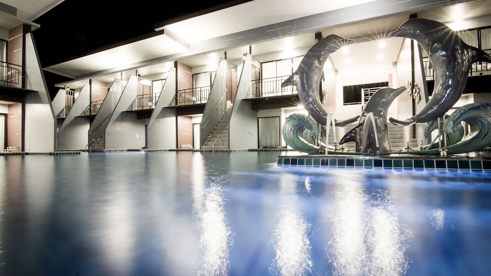 THE PHU BEACH HOTEL 37/65