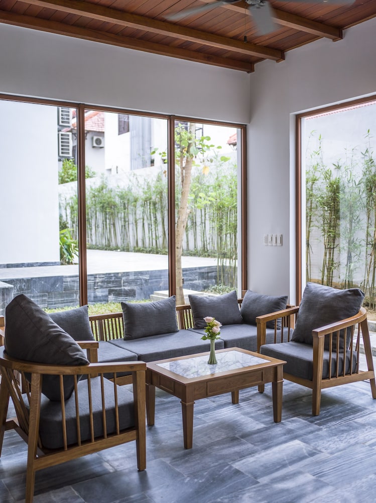 Vinh Hung Old Town Hotel 37/57