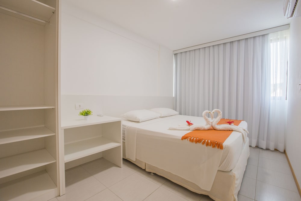 Nui Supreme Beach Living 8/48