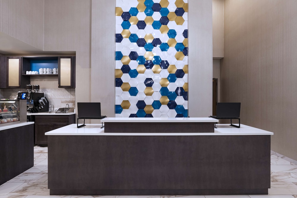 Hyatt Place Tulsa Downtown 8/74