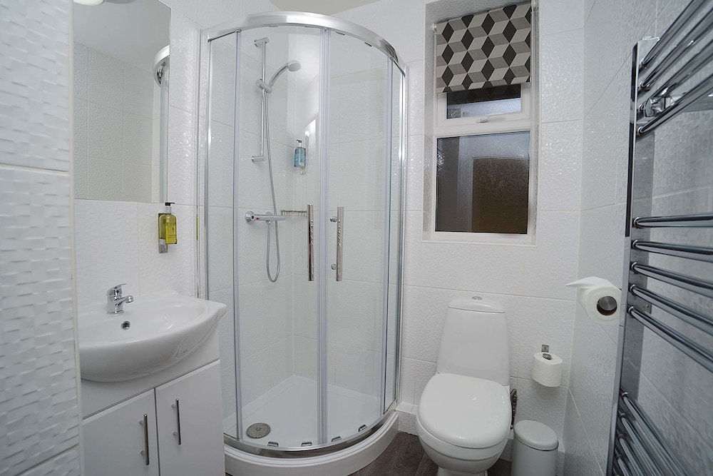 Twelve Self Serviced Apartments 47/50