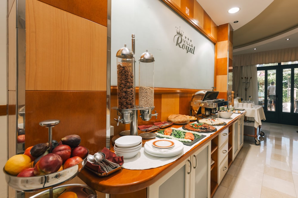 Hotel Villa Royal 43/54