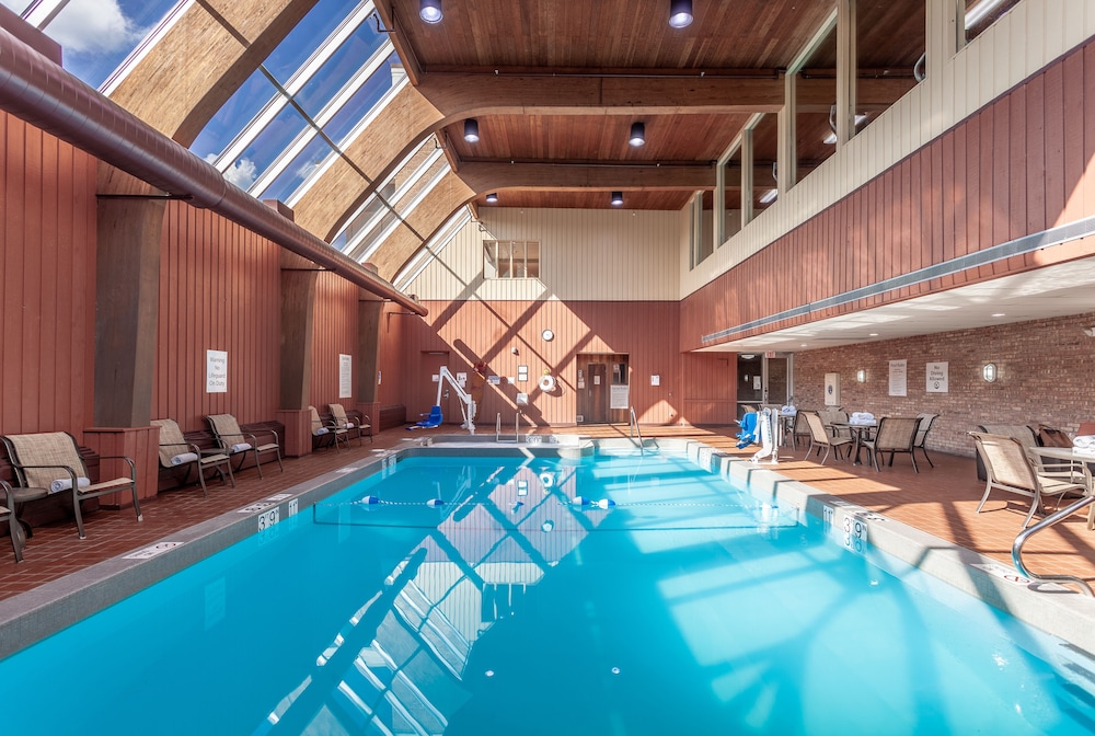 swimming pool spa