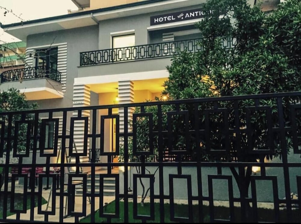 Hotel Antigone in TIRANA