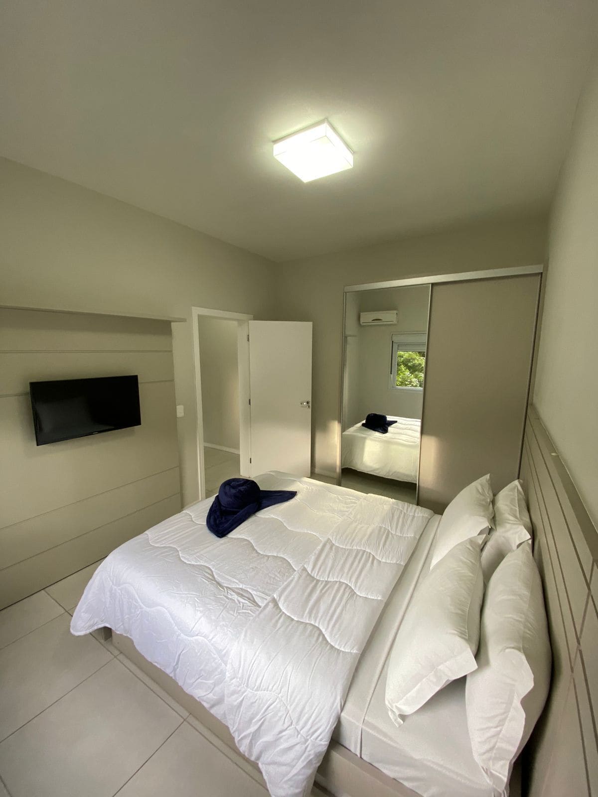 MASTER, APARTMENT