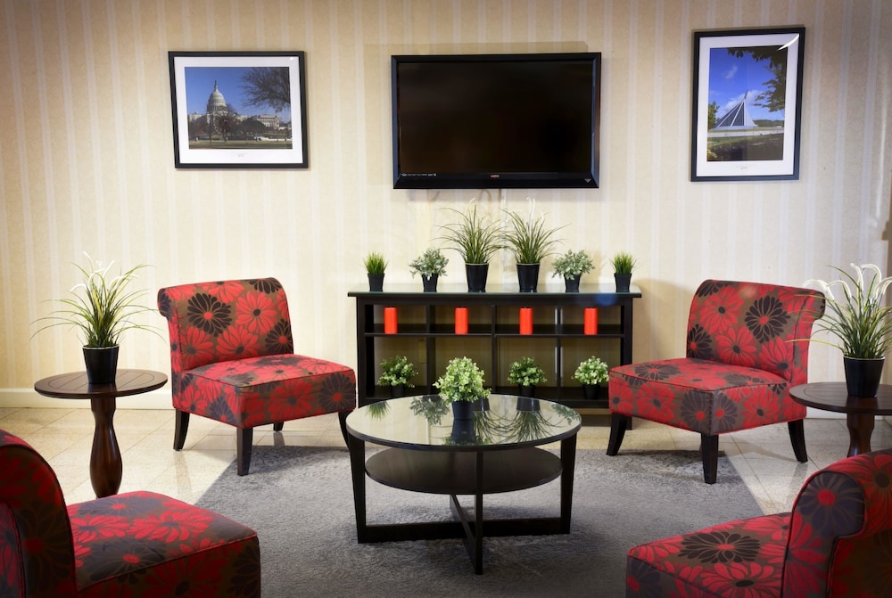 Ramada by Wyndham Triangle/Quantico 16/31