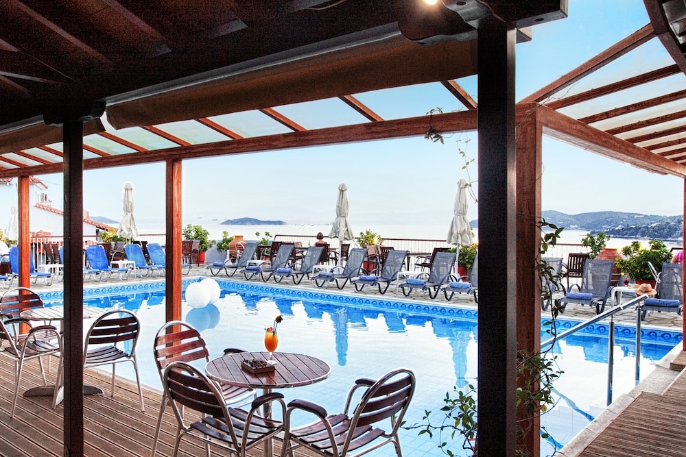 Poseidon Apartments 60/69