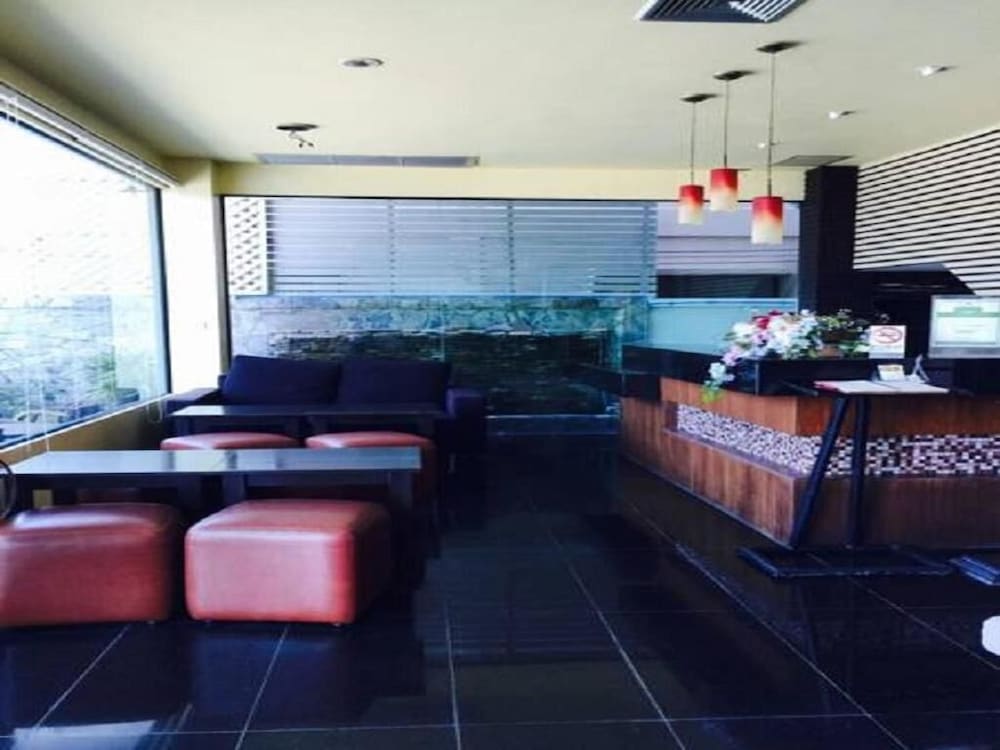 Prachuap Beach Hotel 27/40