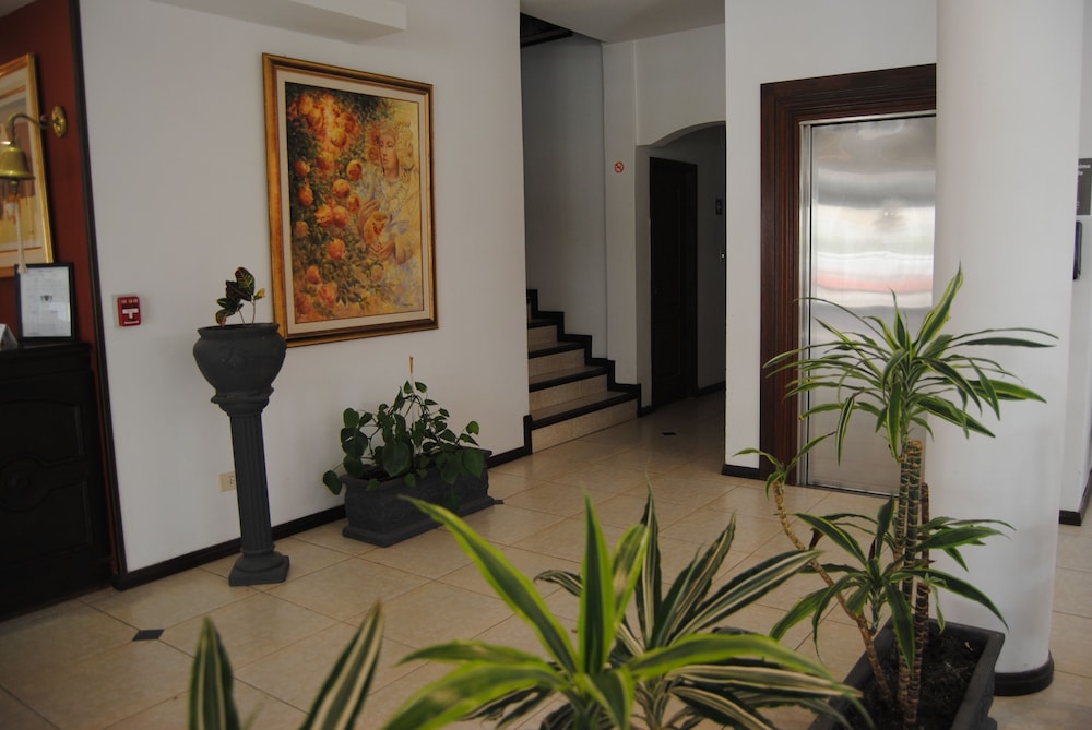 Iberia Hotel 28/64