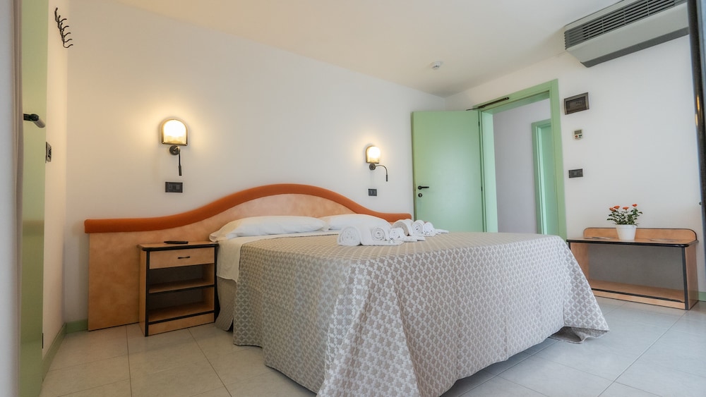 Hotel Nobel 16/41