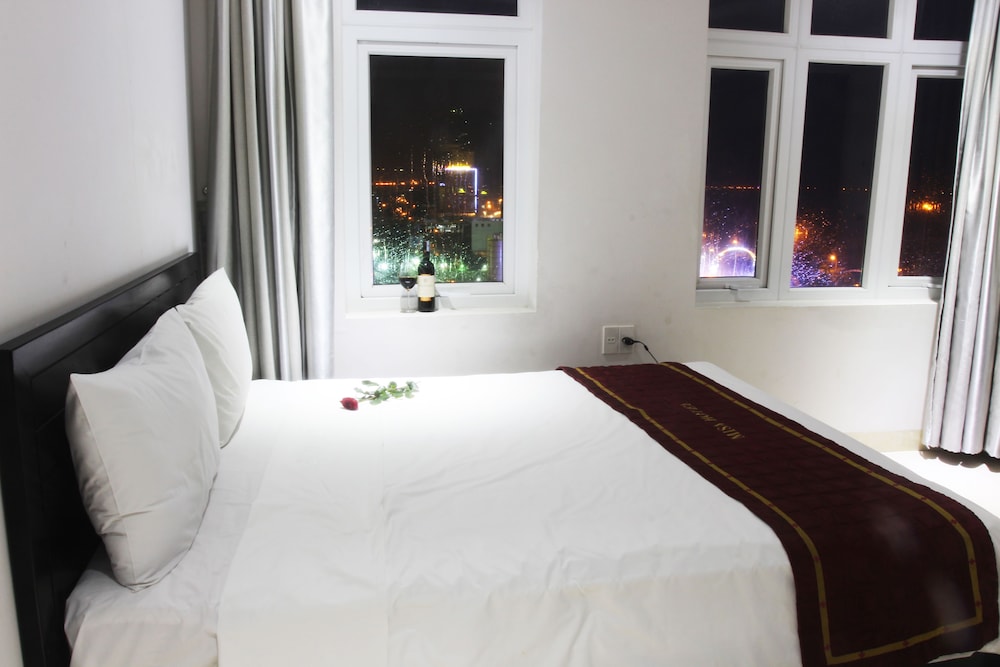 Misa Hotel 30/75
