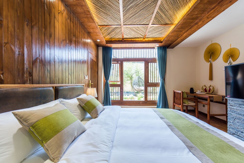Lijiang Yue Tu Hotel 11/26