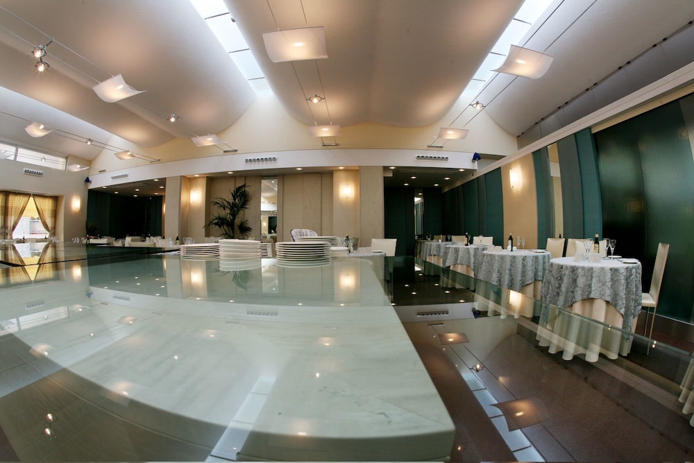 Garden Lido 23/50