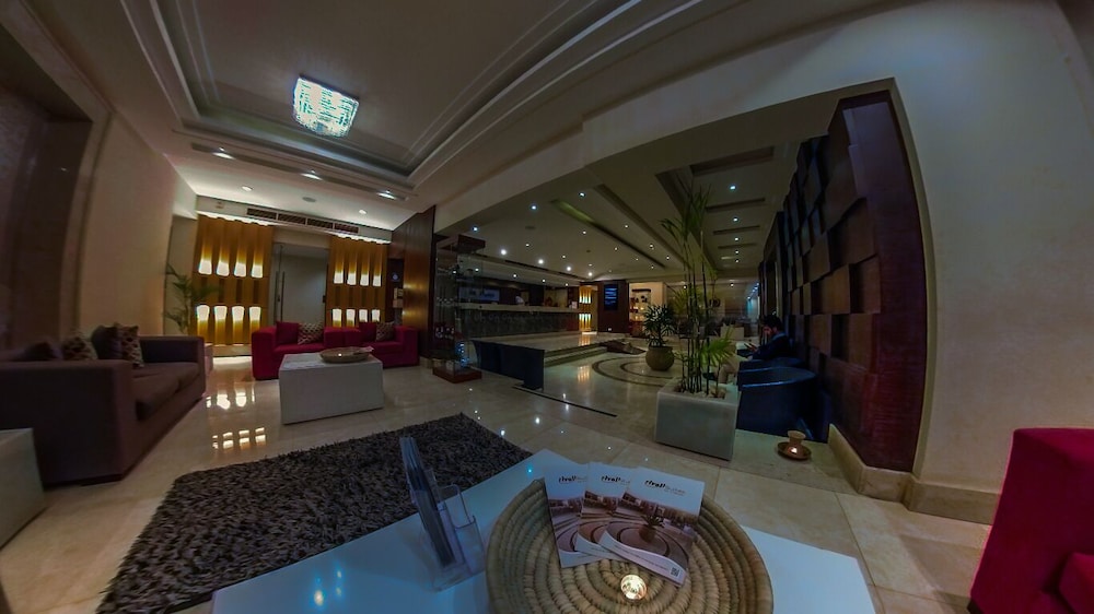 Rivoli Suites 5/48