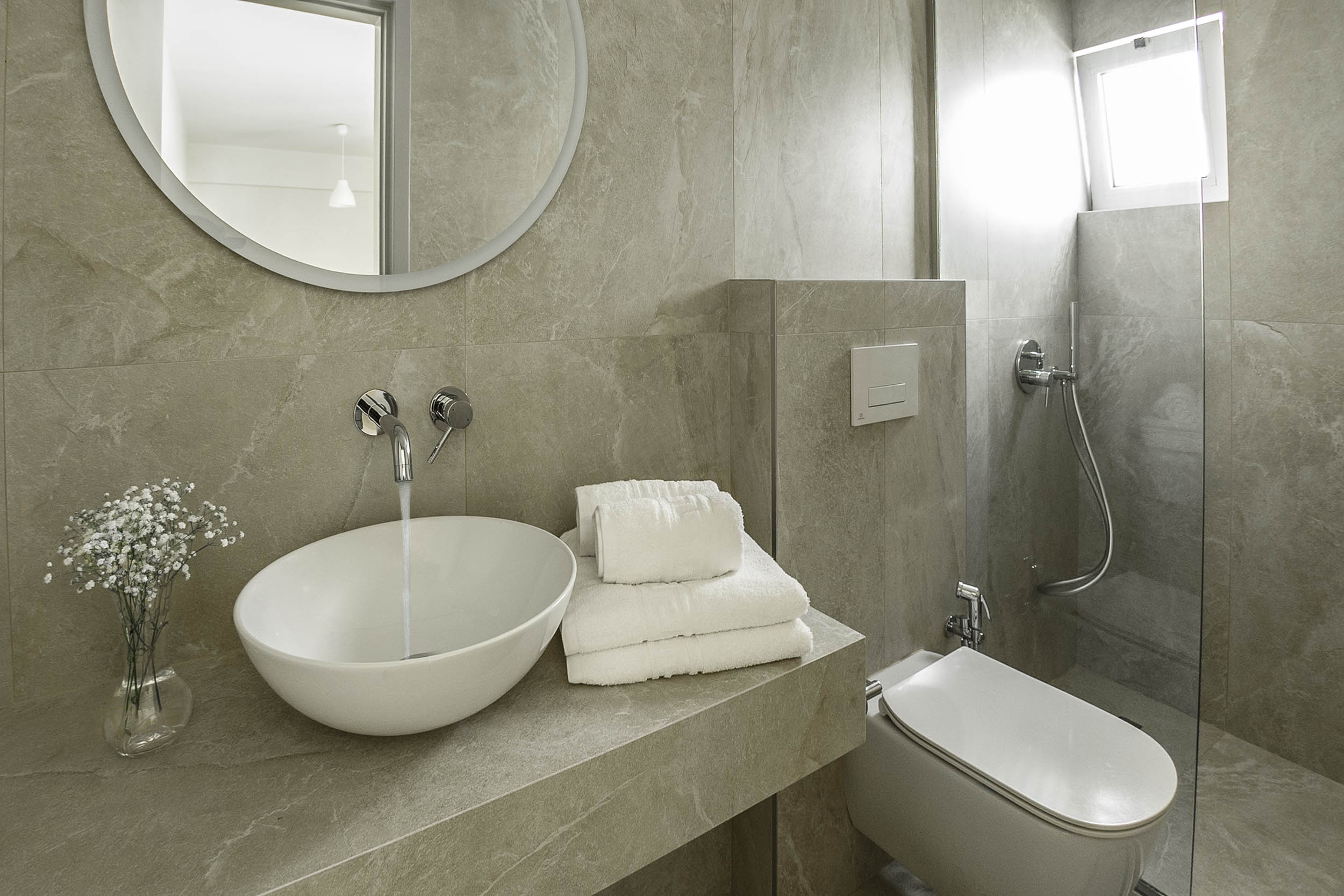 Diamond Apartments and Suites 42/43