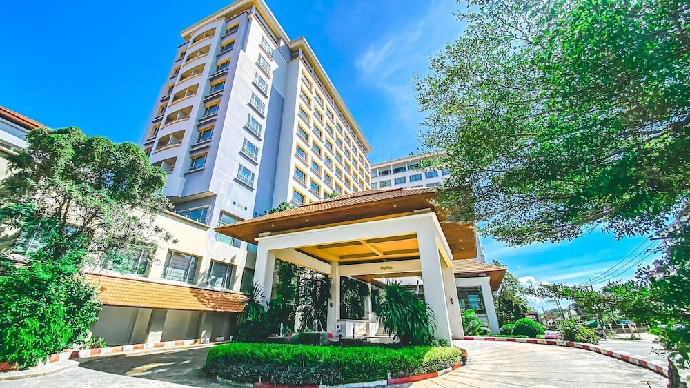 K Park Grand Hotel 5/76
