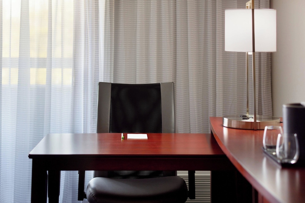 Courtyard by Marriott Greensboro 7/18