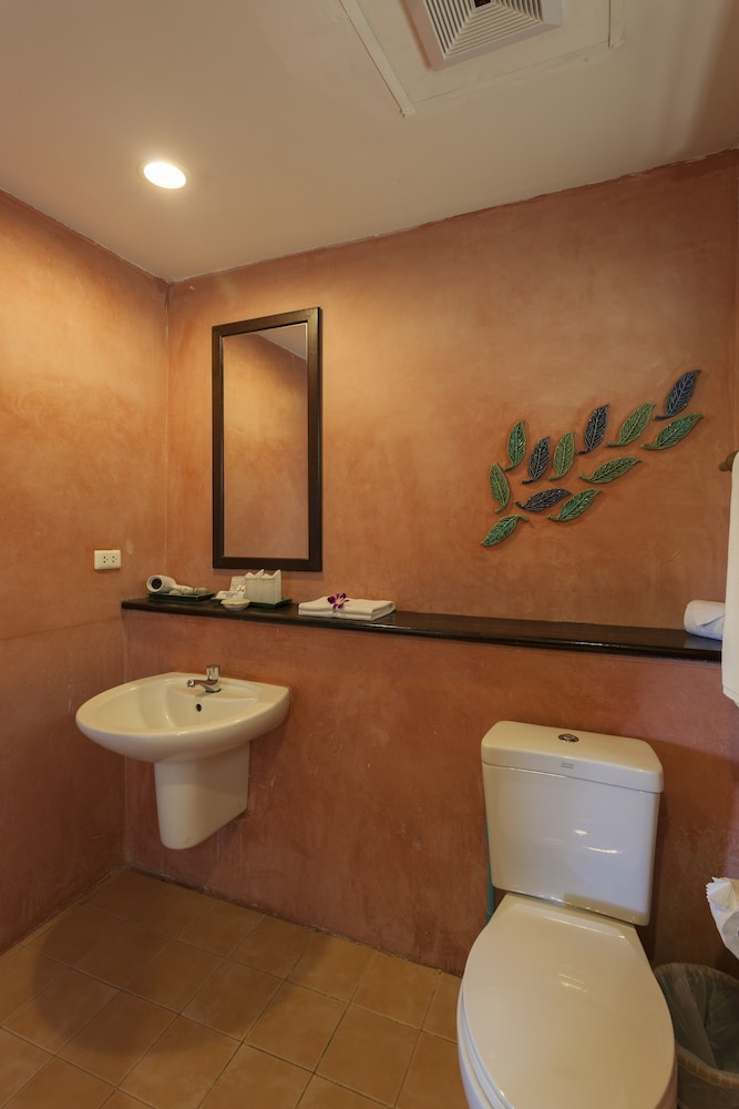 Karona Resort And Spa 47/50
